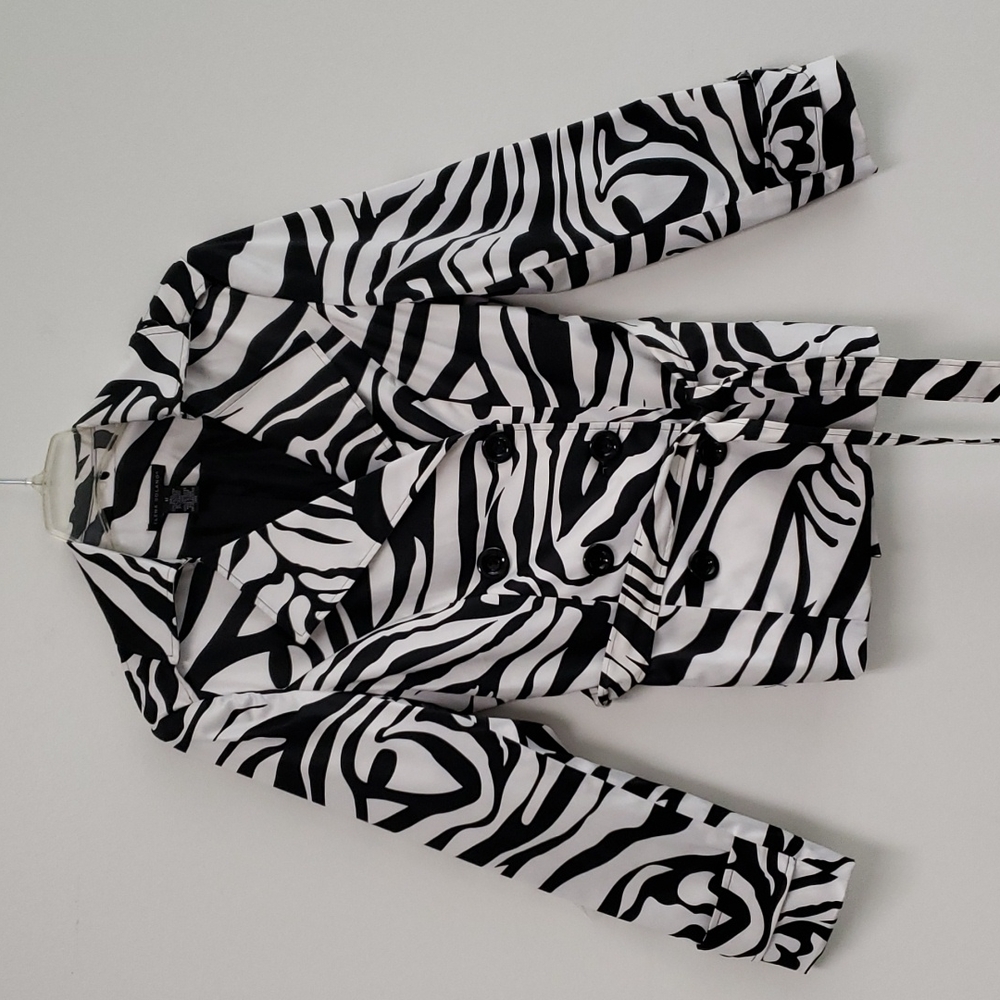 Zebra‎ print trench coat short🦓
